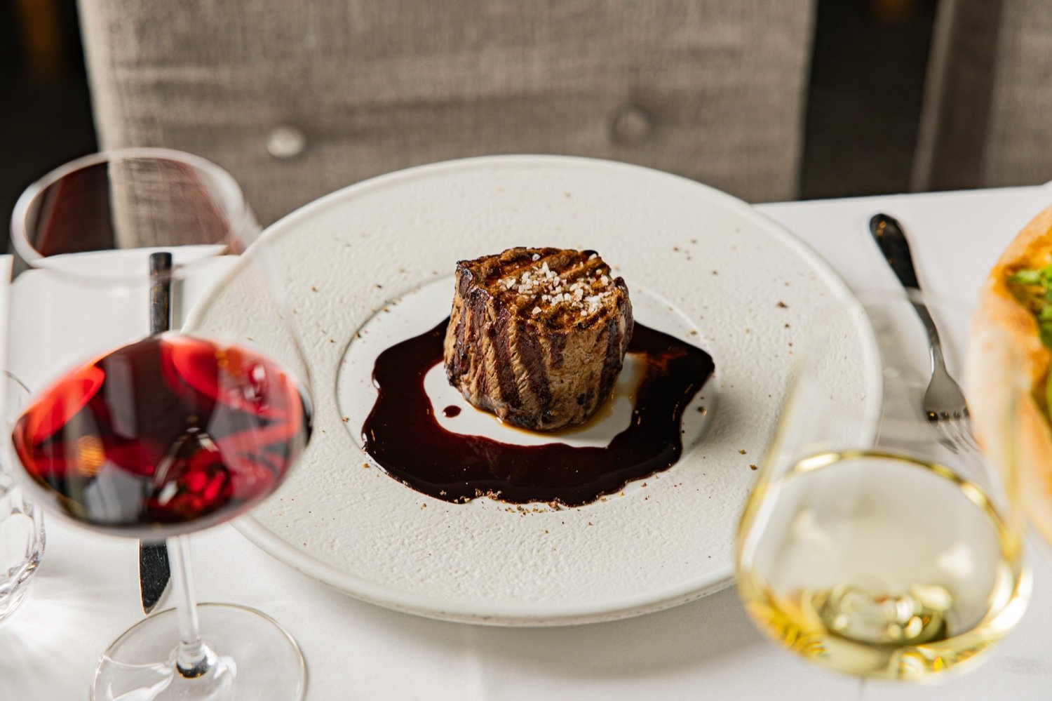 Gebratenes Rinderfilet mit Jus und Rotwein im Casa Bellucci am Kurfürstendamm